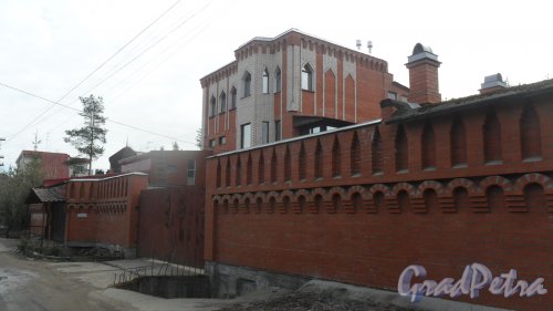 Всеволожск, проспект Льва Толстого, дом 42. Фото 12 апреля 2016 года.
