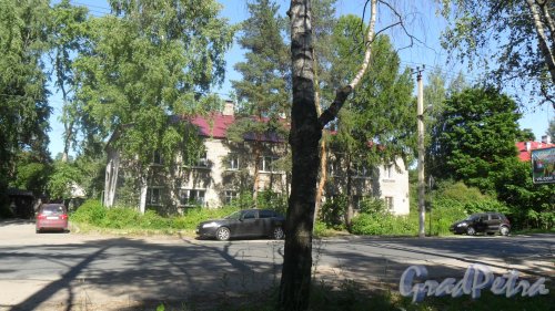 Ленинградская область, город Всеволожск. Колтушское шоссе, дом 93. Фото 6 июля 2015 года.