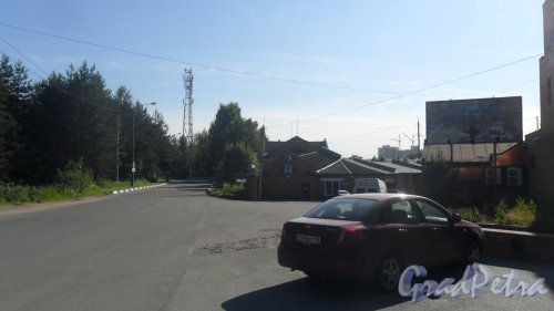Ленинградская область, город Всеволожск. Колтушское шоссе, дом 300. Фото 6 июля 2015 года.