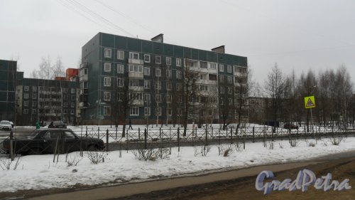 г. Всеволожск, Александровская улица, дом 88 / Балашова улица, дом 2. 5-этажный жилой дом серии 504Д 1994 года постройки. Фото 4 марта 2016 года.