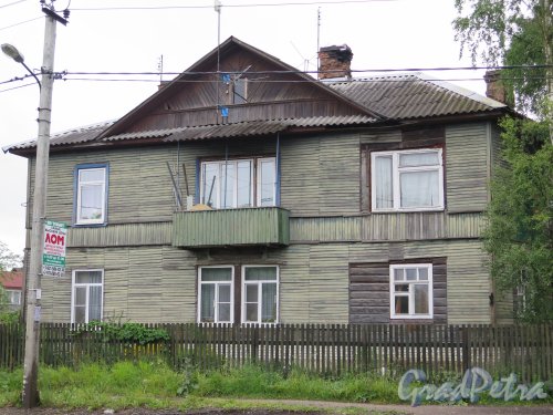 Воскова ул. (Гатчина), д. 4. Двухэтажный жилой  дом. фото июль 2015 г.
