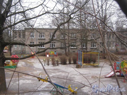 Г. Пушкин, Софийский бульвар, дом 34. Общий вид здания. Фото 1 марта 2014 г.