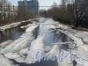 Река Смоленка. Вид реки во время таяния льда с Наличного моста. фото апрель 2018 г.
