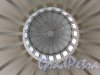 Станция метро «Проспект Большевиков». Световой купол наземного павильона. Вид с низу. Фото май 2018 г.