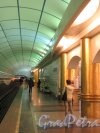 Станция метро «Международная». Оформление посадочного перона. фото август 2018 г.