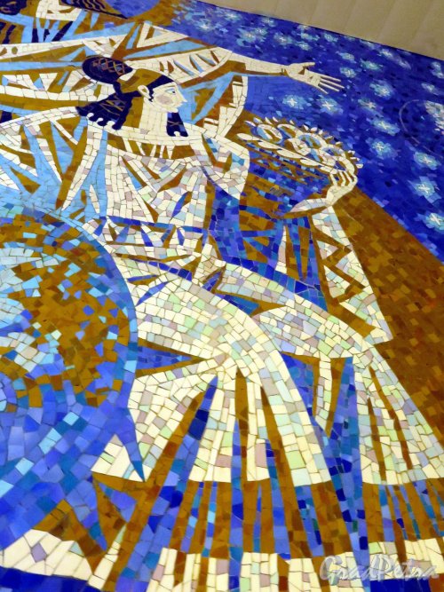 Станция Метро «Международная». Фрагмент мозаичного панно, худ. А.К. Быстров. фото февраль 2015 г.