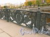 Фрагмент ограды Нижнего Лебяжьего моста. Фото 20 октября 2016 года.