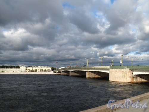 Литейный мост. Вид от наб. Кутузова. Фото сентябрь 2011 г.