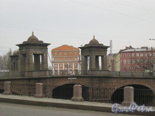 Старо-Калинкин мост. Вид с пересечения ул. Циолковского и наб. р. Фонтанки. Фото 26 октября 2014 г.