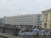 Наб. реки Фонтанки, дом 59. Общий вид здания «ЛЕНИЗДАТ». Фото 17 октября 2018 года.
