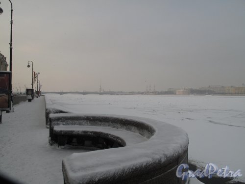 наб. Кутузова зимой. Фото январь 2011 г.