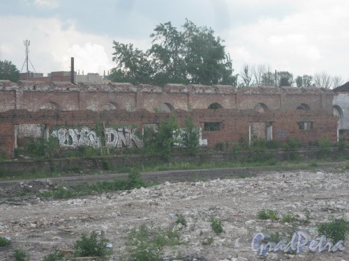 Наб. Обводного кан., дом 118. Остатки строений на территории бывшего Варшавского вокзала. Фото 30 мая 2013 г.