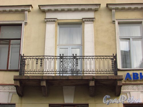 набережная канала Грибоедова, дом 14. Левый балкон. Фото 20 октября 2016 года.