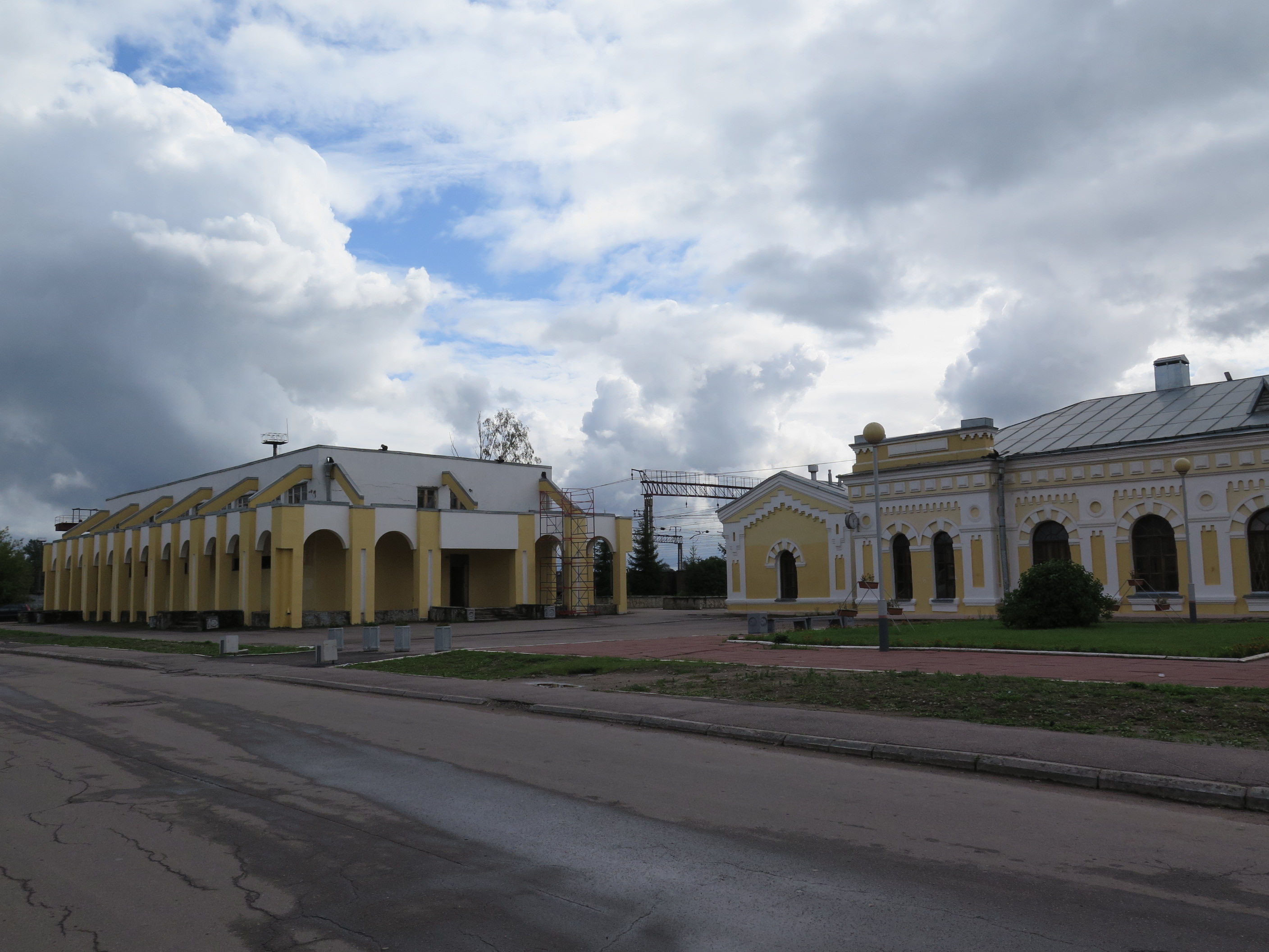 Вокзал тихвин фото