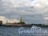 Вид на Заячий остров и Петропавловскую крепость с Биржевой площади. Фото 18 июня 2016 г.