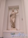 Елагин остров, д. 4 лит. В. Бывший Кухонный корпус, Статуя Афины, ск. С. С. Пименов. фото июнь 2015 г