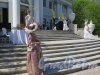 Елагин остров, д. 4. Елагиноостровский дворец. Костюмированое выступление во время Праздника тюльпанов. Фото май 2016 г.