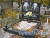 Пос. Стрельна, Стрельнинское кладбище. Захоронение Б.В. и Н.К. Ушковых. Фото 16 октября 2014 г.