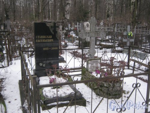 Захоронения С.С. Семёнова на Богословском владбище. Фото февраль 2014 г.