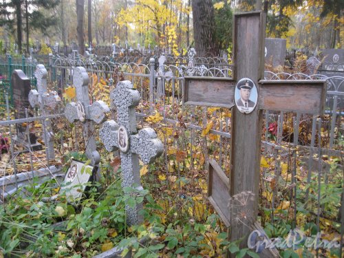 Пос. Стрельна, Стрельнинское кладбище. Захоронение В.И. Иванова. Фото 16 октября 2014 г.