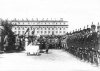 Личный состав принимает поздравления во время смотра на Марсовом поле в день 10-летия конно-полицейской стражи. Фото 11 июня 1908 года.