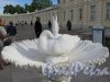 Верхний парк (Ораниенбаум), д. 1. Большой Меншиковский дворец. Фонтан «Лебедь». Чаша. фото август 2015 г.