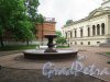 Алексеевский сад, Фонтан в саду, 1885 г., арх. М.Е. Месмахер. фото июль 2017 г.