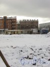 Общественный переулок, дом 5. Вид на сохранившиеся корпуса «Невского метизного завода». Фото 17 февраля 2016 года.