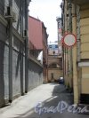Митавский пер. Вид переулка со стороны Саперного пер. фото май 2018 г.