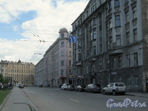 Перспектива переулка Талалихина от проспекта Добролюбова в сторону улицы Блохина. Фото июнь 2009 г.