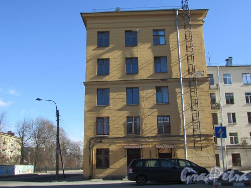 Таврический переулок, дом 15 / Ставропольская улица, дом 12. Торец здания со стороны бензоколонки ПТК. Фото 20 марта 2016 года.