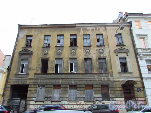 Дмитровский переулок, дом 15, литера А. Общий вид фасада здания. Фото 21 октября 2016 года.