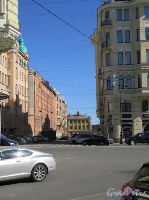Заячий пер. Вид переулка с Суворовского проспекта. фото май 2018 г.