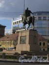 Памятник Александру Невскому на пл. Александра Невского. Вид сзади. фото май 2016 г.