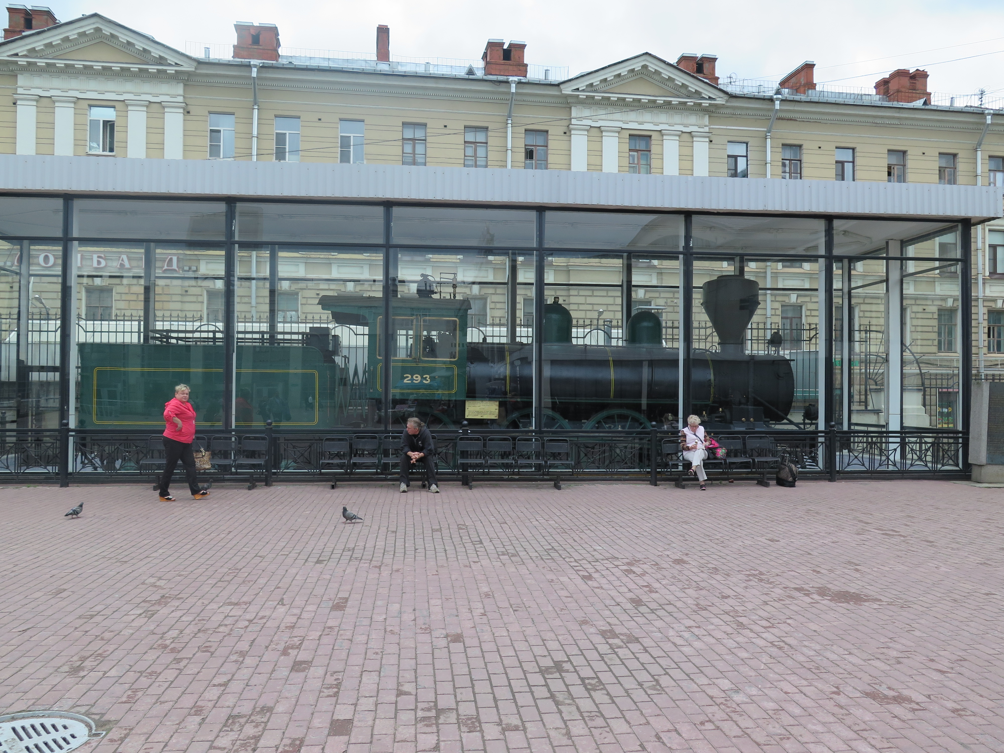 паровоз ленина на финляндском вокзале