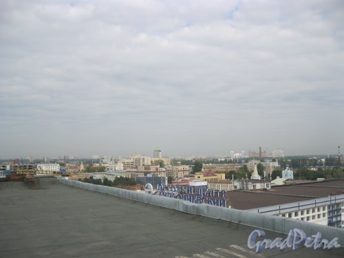 Выборгский район. Вид с крыши дома 21 по Пироговской наб. (БЦ «Нобель») в сторону Кантемировской ул. Фото 19 сентября 2014 г.