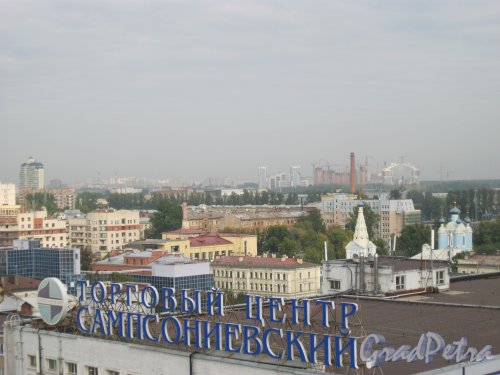 Выборгский р-н. Вид с крыши дома 21 по Пироговской наб. (БЦ «Нобель»). Фото 19 сентября 2014 г.