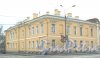 г. Петергоф, Санкт-Петербургский пр., дом 42. Общий вид здания. Фото 27 марта 2014 г.