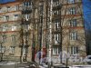 Костромской пр., дом 37. Фрагмент здания. Фото 18 марта 2014 г.