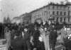 Участники манифестации на Невском проспекте у Екатерининского канала 19 февраля 1915 года.