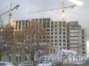 Пискарёвский пр., дом 3, корпус 2. Строительство жилого комплекса «Дом на излучине Невы». Вид из окна проезжающего мимо автобуса. Фото 24 октября 2015 г.