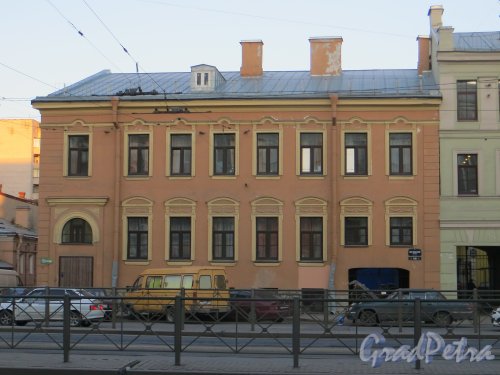 Лиговский пр., дом 146. Фасад здания по Лиговскому проспекту. Фото 10 апреля 2014 года.