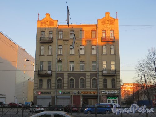 Лиговский проспект, дом 154, литера А. Фасад здания по Лиговскому проспекту. Фото 10 апреля 2014 года.