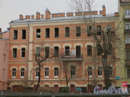 Малодетскосельский проспект, дом 24. Фасад здания со стороны Малодетскосельского проспекта. Фото 11 января 2014 года.