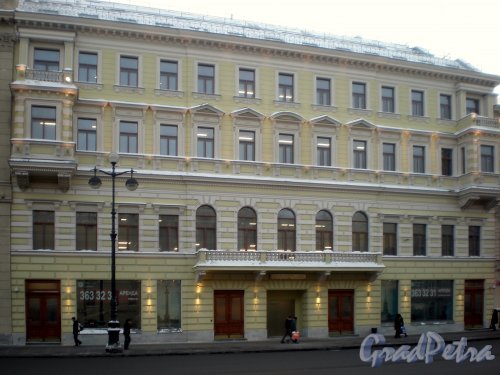Невский пр., д. 55. Фасад здания после перестройки. Фото январь 2010 г.