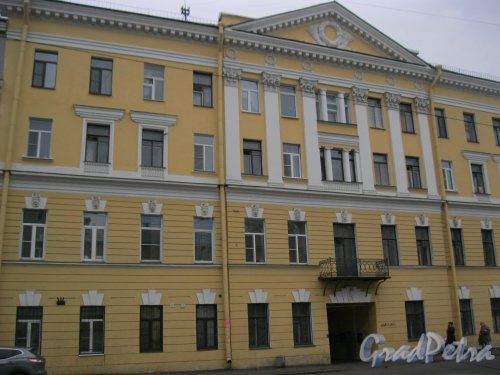 Рижский пр., дом 36. Фрагмент фасада. Фото 26 октября 2014 г.