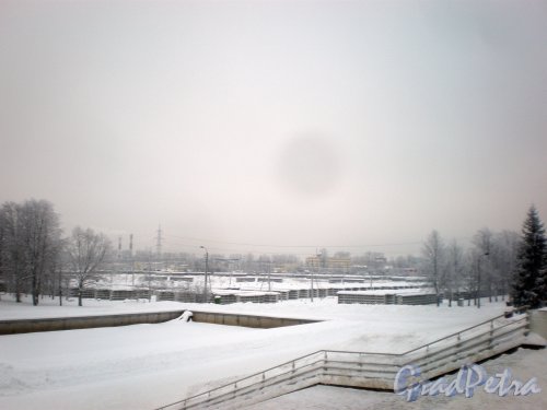 Шафировский проспект, дом 12. Вид на колумбарий. Фото 12 января 2010 года.