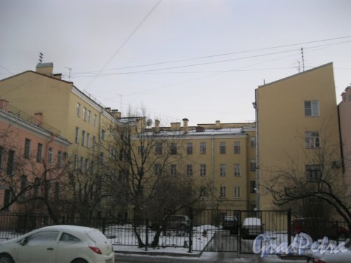 Лермонтовский пр., дом 29. Общий вид здания со стороны улицы Лабутина. Фото 6 января 2015 г.