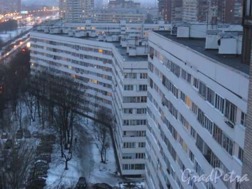 Пр. Стачек, дом 101, корпус 1. Фасад со стороны проспекта Стачек. Фото 17 января 2015 г.