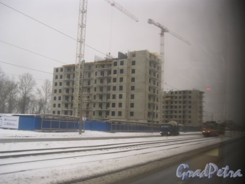 Ириновский проспект, участок 1. Вид на строительство ЖК «Нью-Тон» в районе дома 36. Фото 26 января 2015 г.